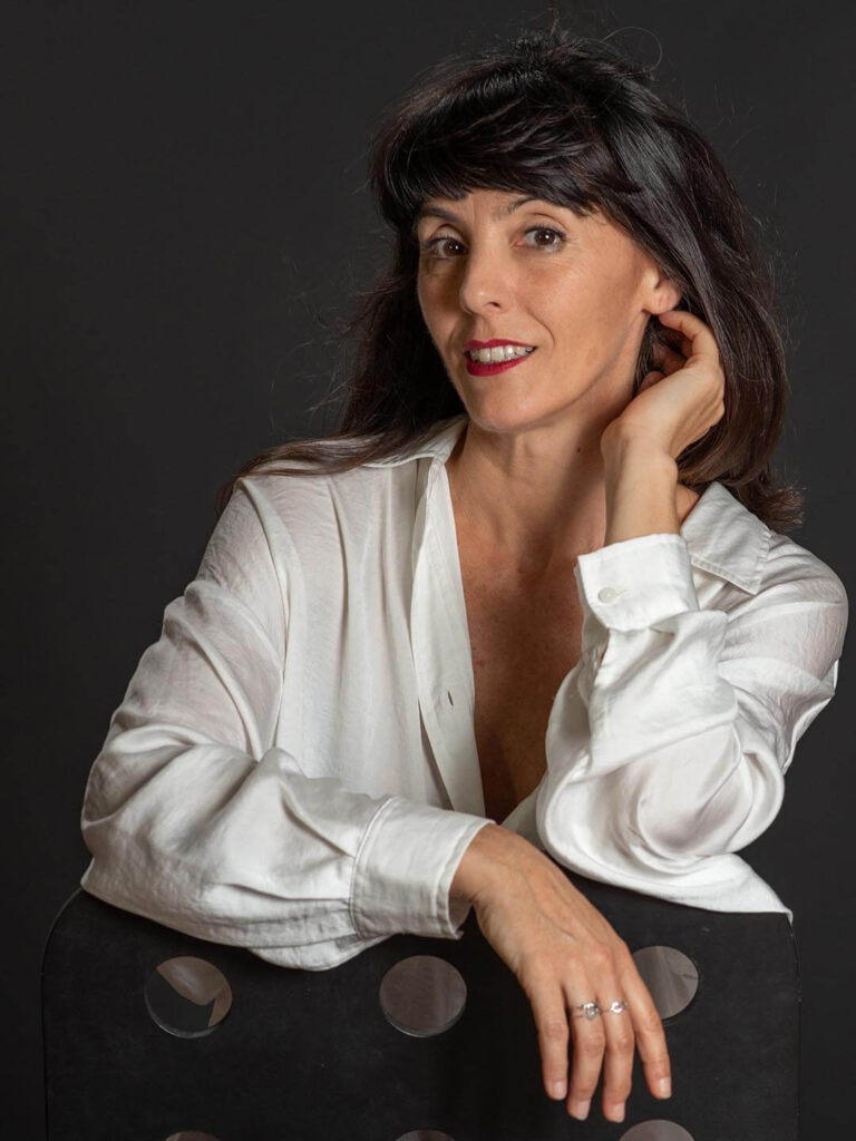 Irene Lázaro